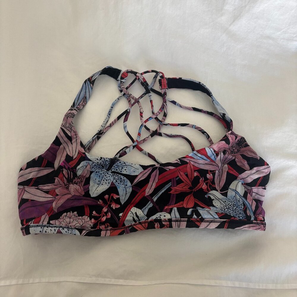 Lululemon Free to Be Wild Sports Bra